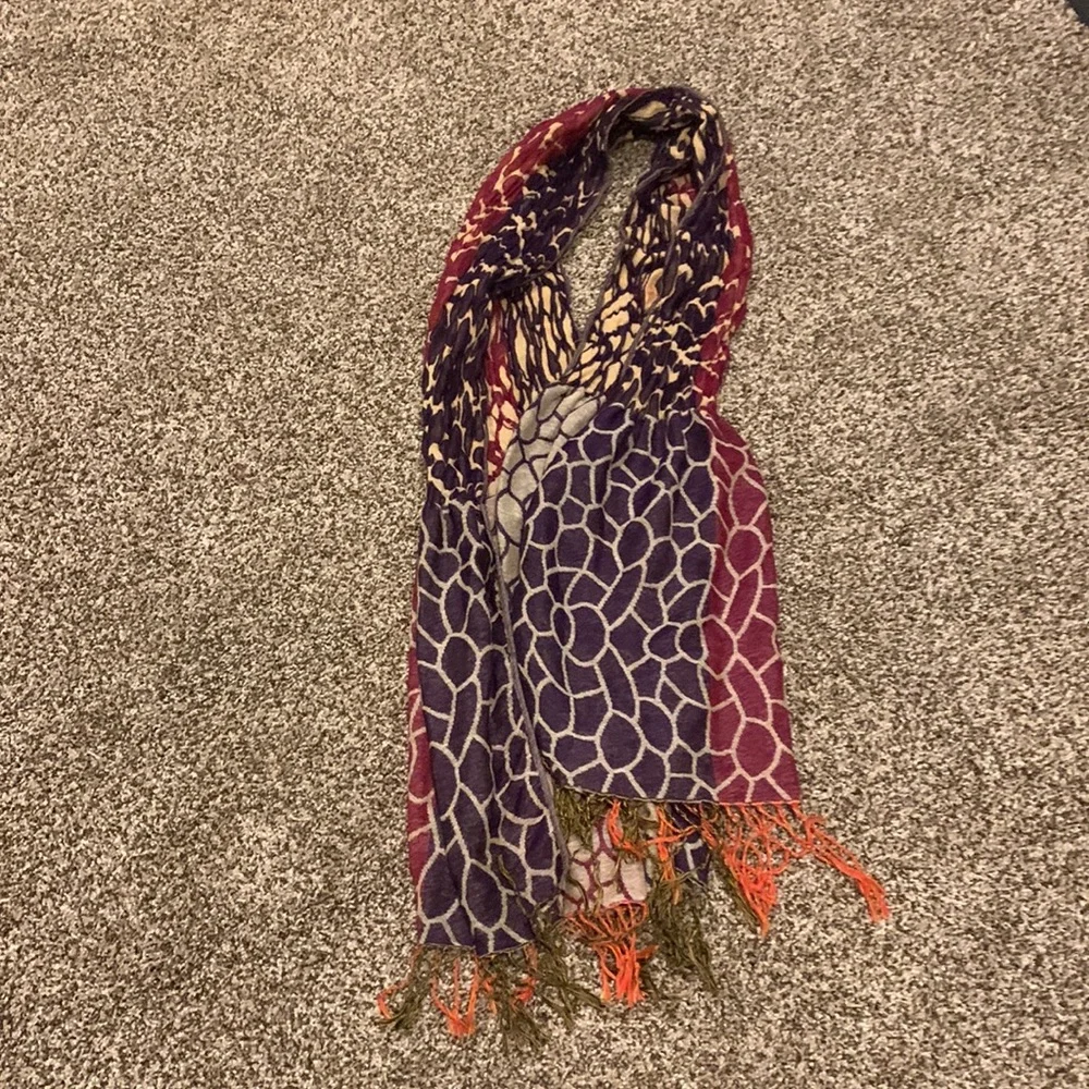 Animal Print Giraffe Scarf NWT Colorful Purple Pink Tan Fringe Shawl